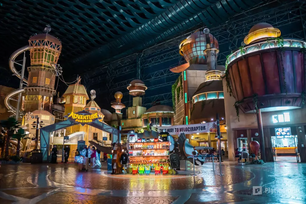 IMG Worlds of Adventure: Dubai’s Epic Indoor Theme Park